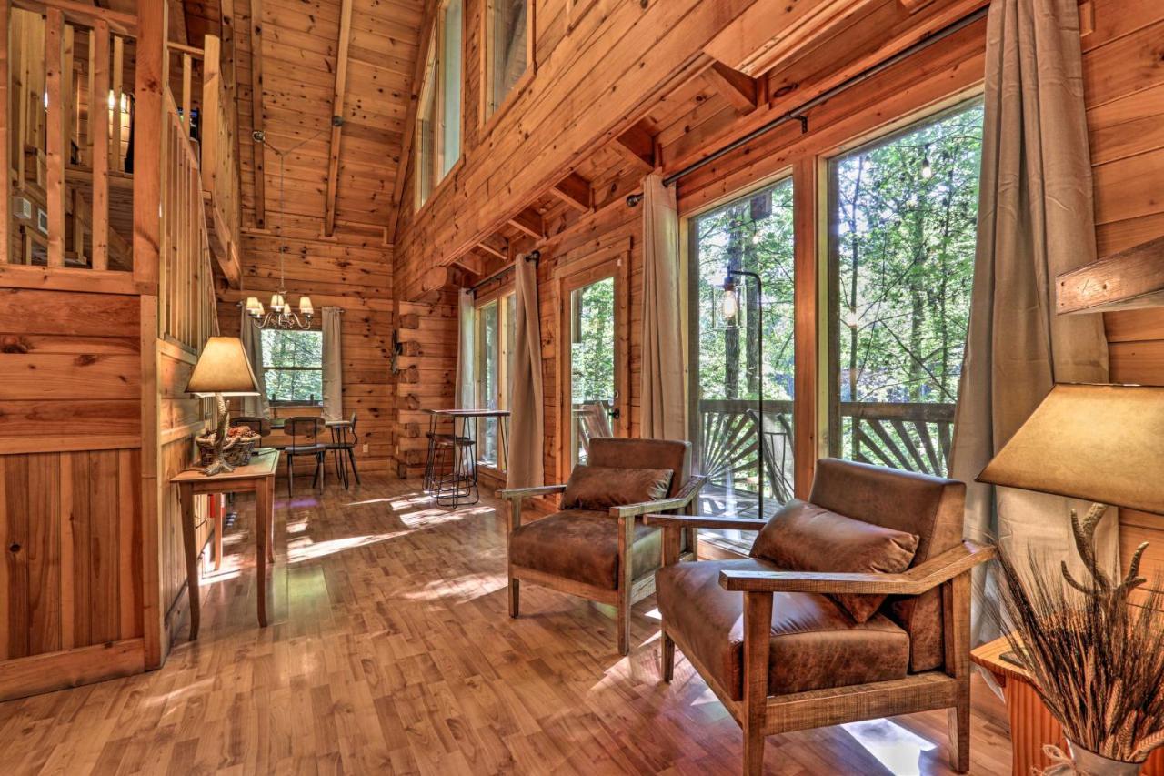 Cabin With Hot Tub And Deck, 3 Mi To Pigeon Forge Sevierville Bagian luar foto